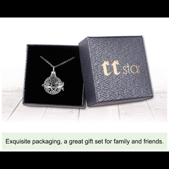 Lava stone essential oil aromatherapy necklace. - Picture 5 of 8